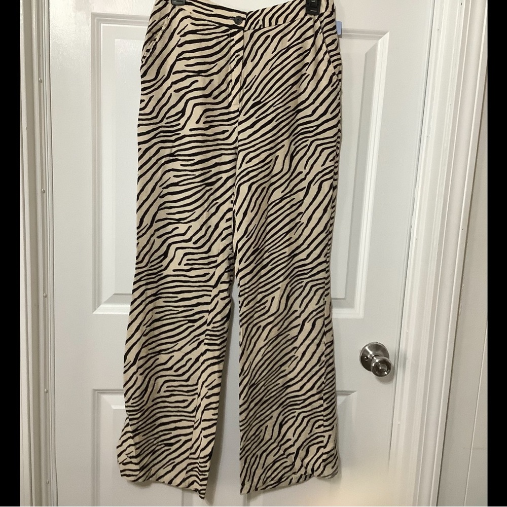Sincerely Jules Black and Cream Zebra Wide-Leg Pants - Picture 2 of 12